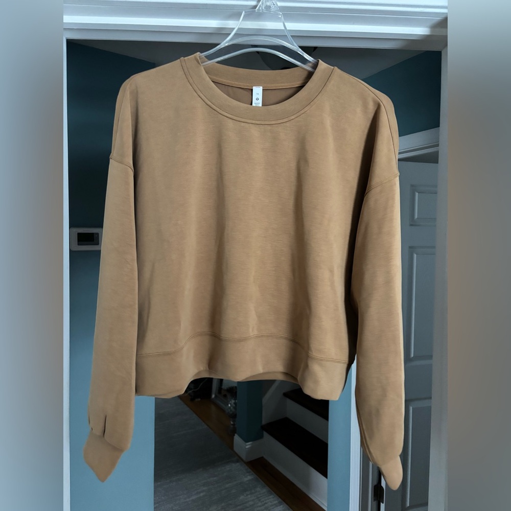 Lululemon Athletica Softstreme Crewneck Crop Top Bold Beige Size 14